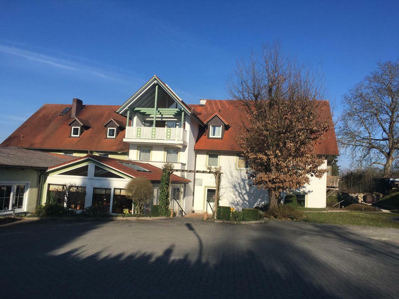 Gasthof Lindenwirt 덴켄도르프 외부 사진